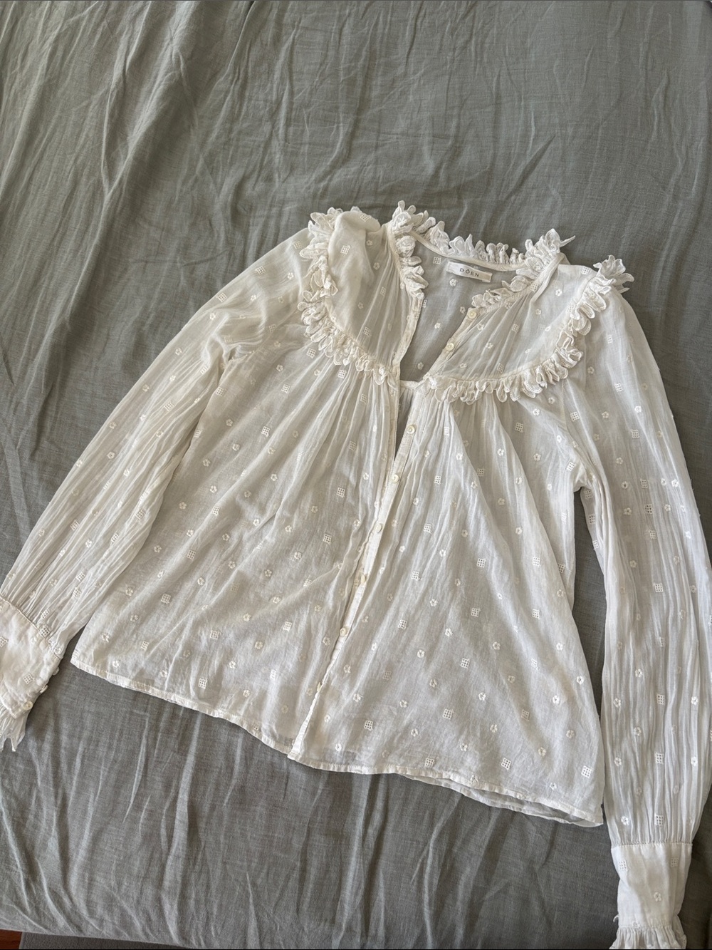 Doen Ivory Ruffled Cotton Peasant Blouse